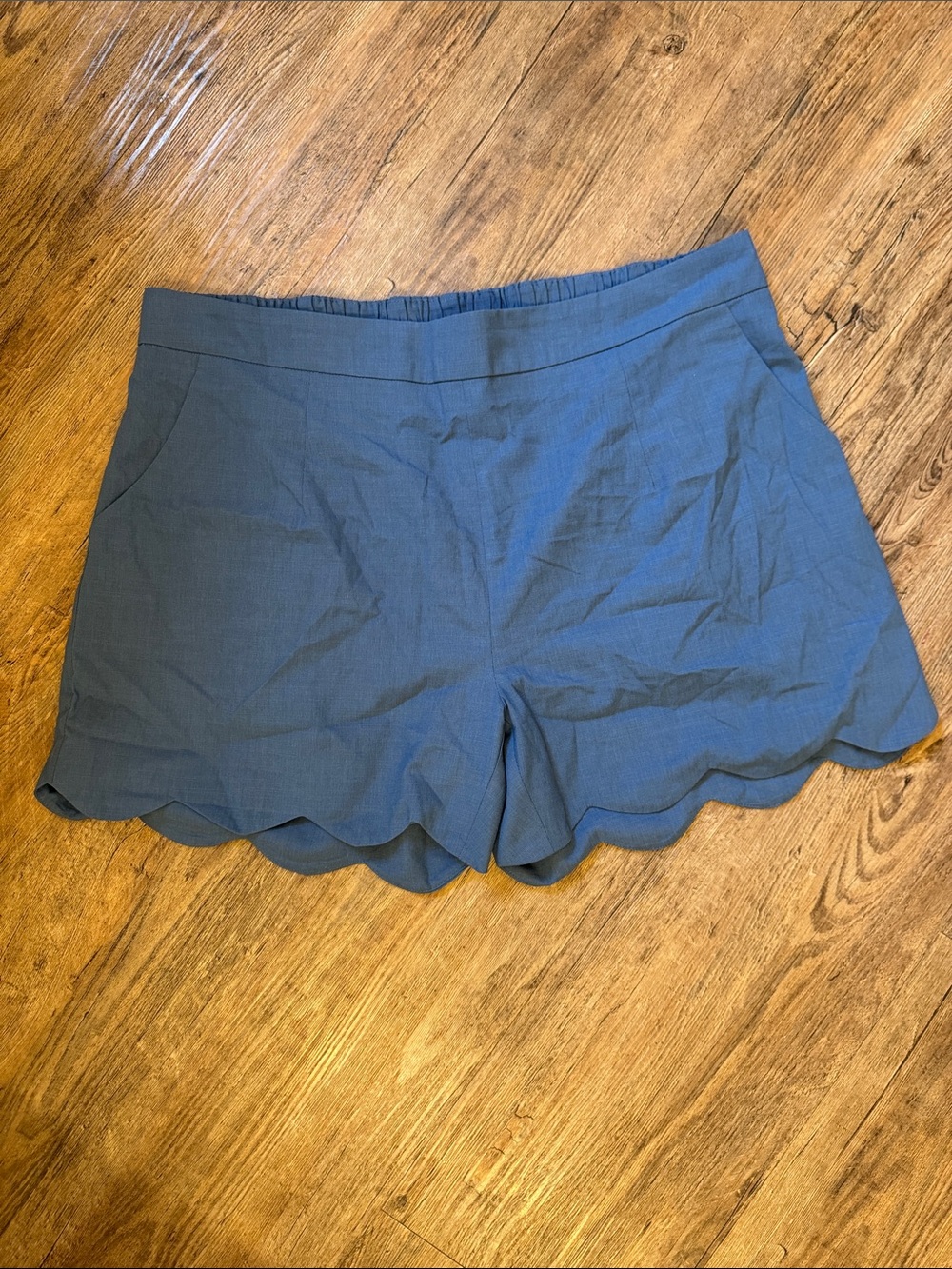 eesome Slate Blue Scalloped-Hem Women’s Skort with Pockets